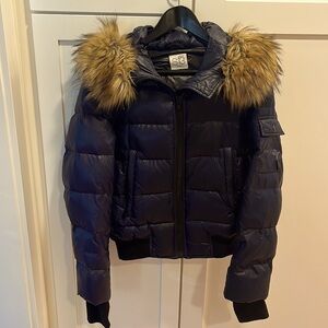 Down S13 (SAM) puffer with detachable hood in navy.